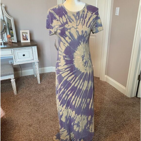 ❤️NWT LuLaroe Tie Die Maxi Dress❤️ - Picture 1 of 5